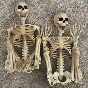 New Set Of 2 Jointed 3'Ft. Tall Hanging Skeletons w/ Strobe Light